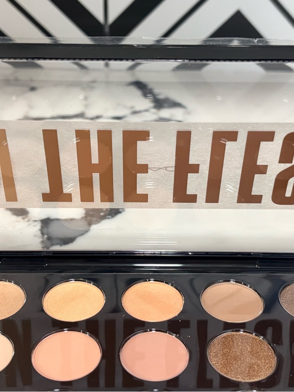 MAC Cosmetics Neutral Eyeshadow Palette - Beige, Peach & Bronze